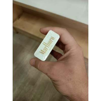Marlboro Gold Япония (1 пачка) Marlboro Gold Япония (1 пачка)